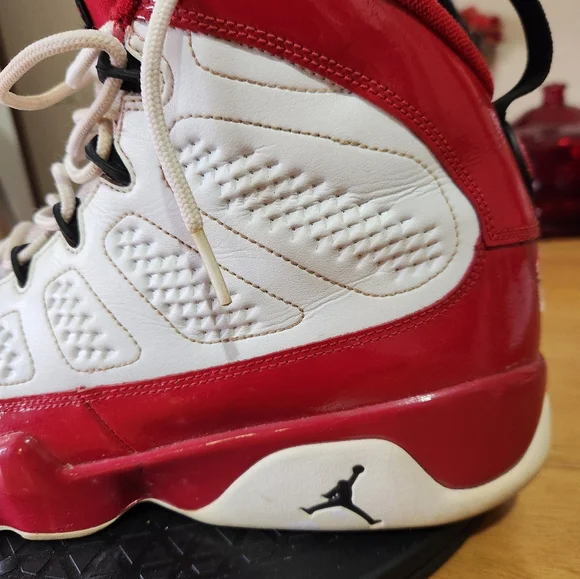 Air Jordan 9 "Gym Red" Mens. - Picture 6 of 16